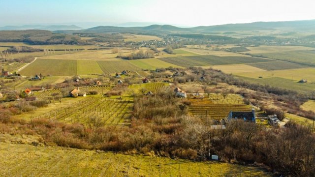 Eladó telek, Pécselyen 47 M Ft / költözzbe.hu