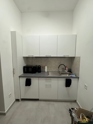 Kiadó téglalakás, albérlet, Budapesten, VI. kerületben