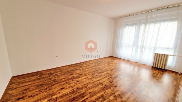 Kiadó panellakás, albérlet, Pécsett 130 E Ft / hó, 1+1 szobás
