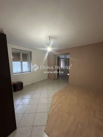 Eladó családi ház, Pilisen 28.9 M Ft, 3 szobás
