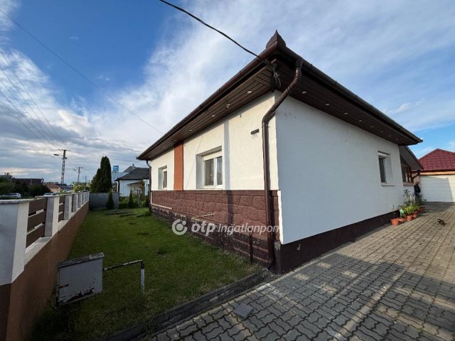 Eladó családi ház, Kisvárdán 52.9 M Ft, 2 szobás