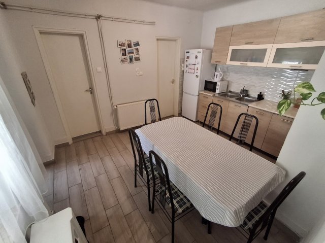 Eladó családi ház, Cegléden 27.9 M Ft, 2+1 szobás