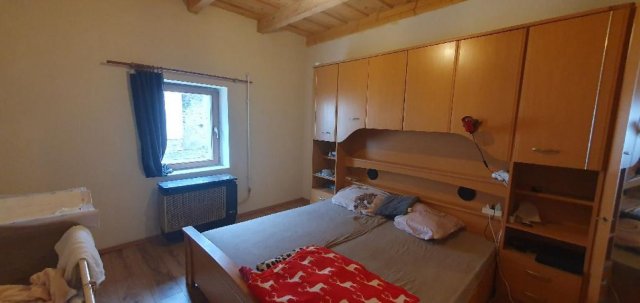 Eladó családi ház, Káptalanfán 30.9 M Ft, 2 szobás