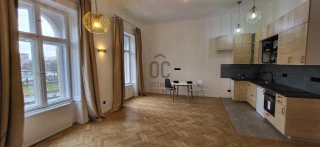 Eladó téglalakás, Budapesten, IX. kerületben 172.2 M Ft