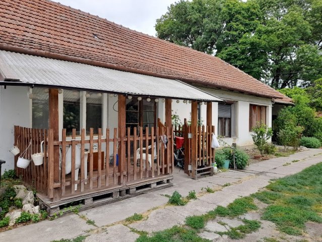 Eladó családi ház, Békéscsabán 39.5 M Ft, 6 szobás