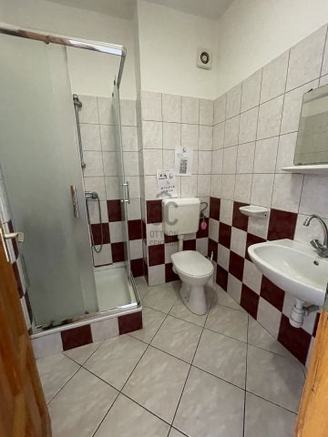 Kiadó családi ház, albérlet, Nyíregyházán 120 E Ft / hó