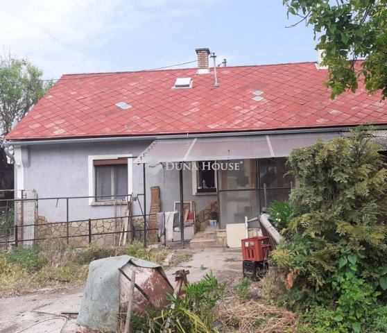 Eladó családi ház, Tihanyban 210 M Ft, 3 szobás
