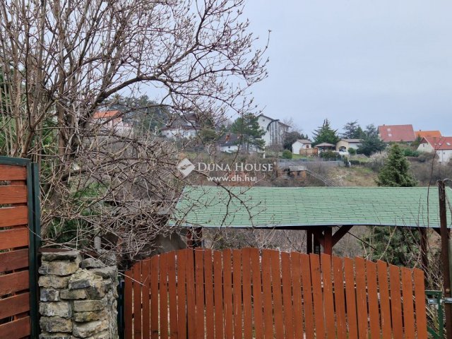 Eladó telek, Pécsett 39.5 M Ft / költözzbe.hu