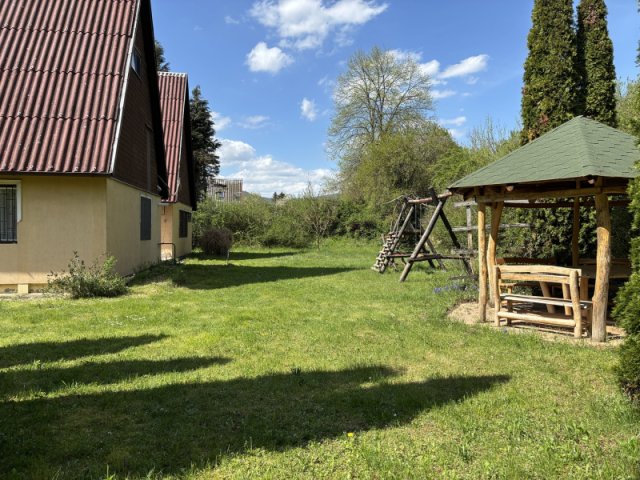 Eladó családi ház, Diósjenőn 64.9 M Ft, 6 szobás