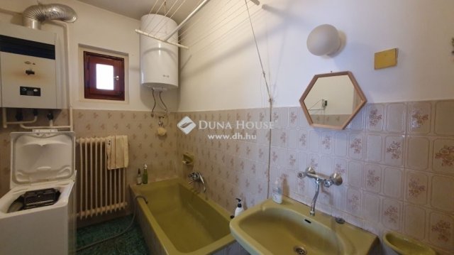 Eladó családi ház, Gyömrőn 69.9 M Ft, 2 szobás