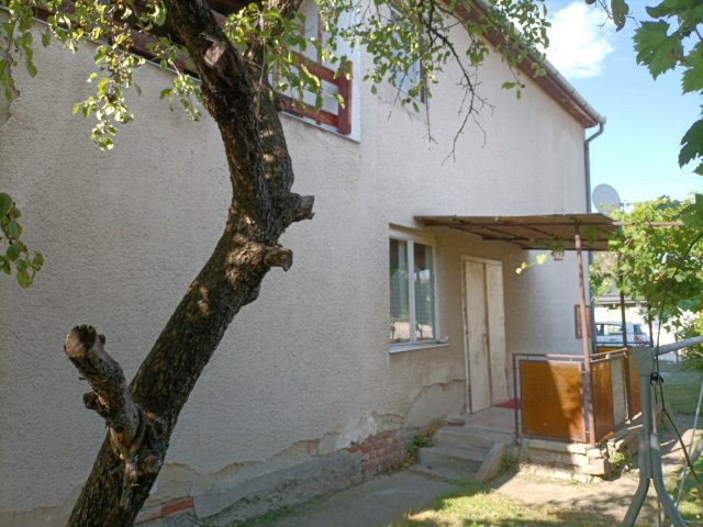 Eladó családi ház, Fonyódon, Bajcsy-Zsilinszky utcában 87 M Ft