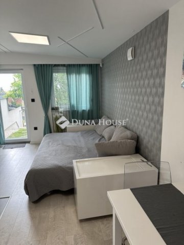 Kiadó családi ház, albérlet, Fóton 180 E Ft / hó, 1 szobás