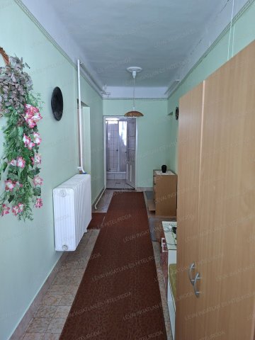 Eladó családi ház, Nagybánhegyesen 15 M Ft, 4 szobás