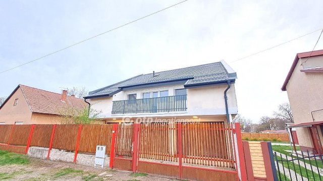 Eladó családi ház, Nagykőrösön 79.9 M Ft, 5+2 szobás