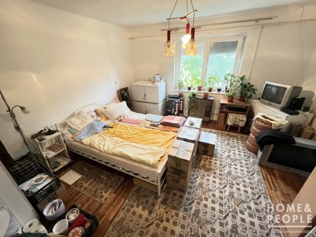 Eladó családi ház, Kiszomboron 20.999 M Ft, 2 szobás