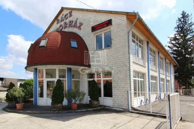 Eladó ipari ingatlan, Pécsett 180 M Ft / költözzbe.hu
