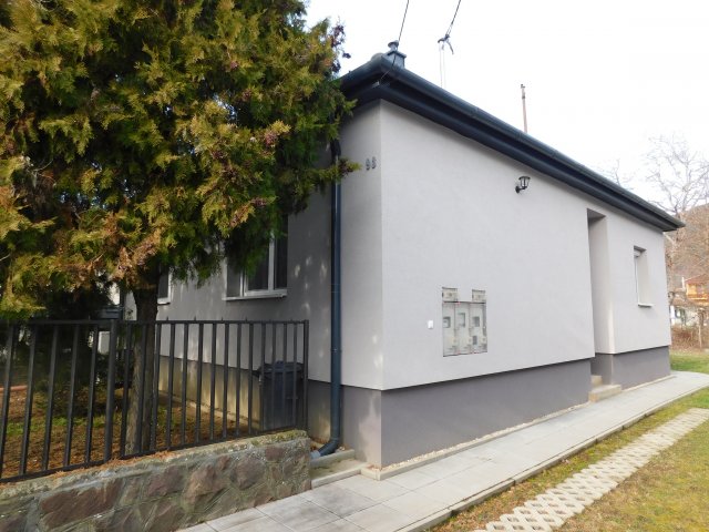 Eladó családi ház, Parádon 52.5 M Ft, 2+1 szobás