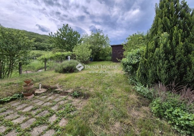 Eladó családi ház, Mogyorósbányán 34.99 M Ft, 2 szobás