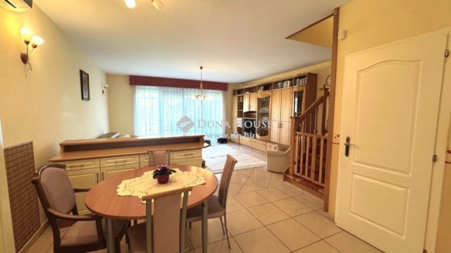 Kiadó sorház, albérlet, Debrecenben 580 E Ft / hó, 5 szobás