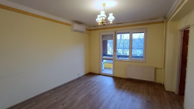 Eladó téglalakás, Tiszavasváriban 19.5 M Ft, 1+2 szobás