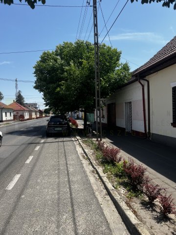 Eladó családi ház, Mórahalmon 29.9 M Ft, 2 szobás