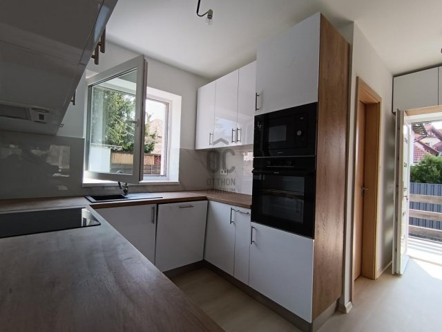 Eladó családi ház, Dunaharasztin 119.9 M Ft, 4 szobás