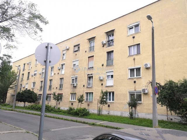 Eladó téglalakás, Budapesten, XXI. kerületben 28.5 M Ft