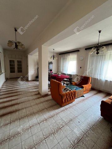 Eladó családi ház, Bolhóban 31 M Ft, 4 szobás