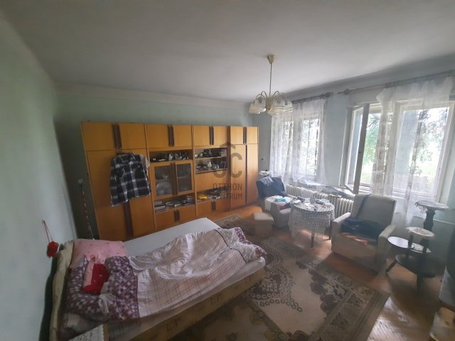 Eladó családi ház, Üllőn 72.9 M Ft, 6 szobás