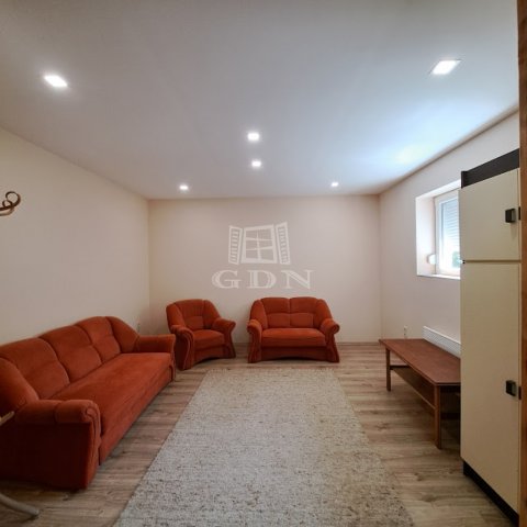 Eladó téglalakás, Balatonfűzfőn 41 M Ft, 2 szobás
