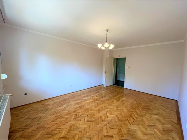 Kiadó téglalakás, albérlet, Kecskeméten 160 E Ft / hó
