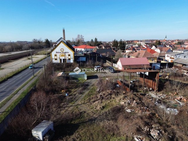 Eladó ipari ingatlan, Szigetváron 359 M Ft / költözzbe.hu