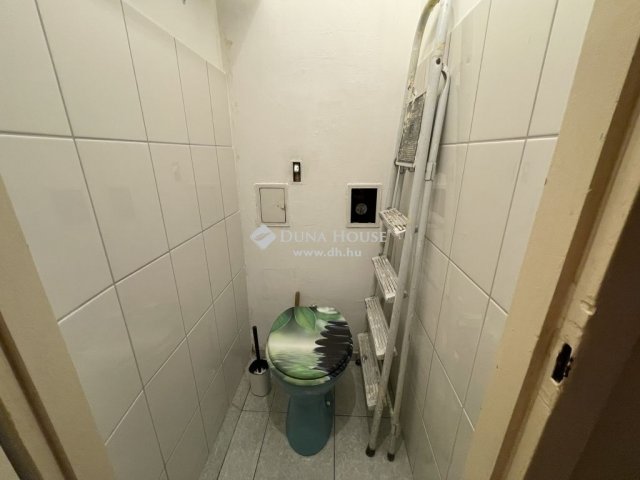 Eladó panellakás, Budapesten, XV. kerületben 68 M Ft, 3 szobás