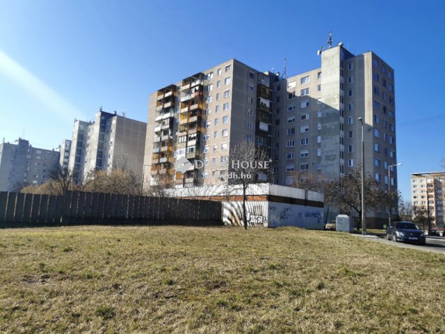 Eladó panellakás, Miskolcon 29.8 M Ft, 2 szobás