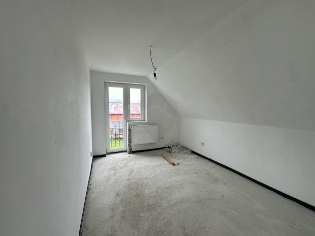 Eladó ikerház, Gyöngyösön 59.9 M Ft, 4+1 szobás