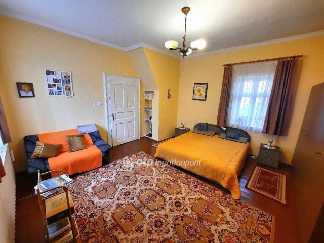 Eladó családi ház, Tiszakécskén 56.56 M Ft, 4 szobás