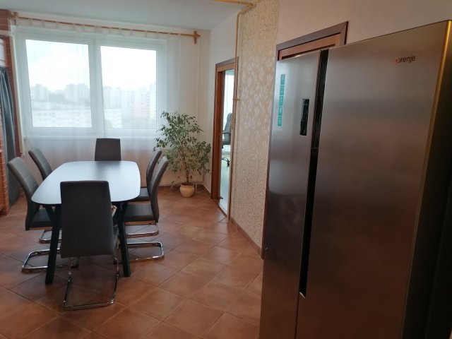 Kiadó téglalakás, albérlet, Debrecenben 330 E Ft / hó, 3 szobás