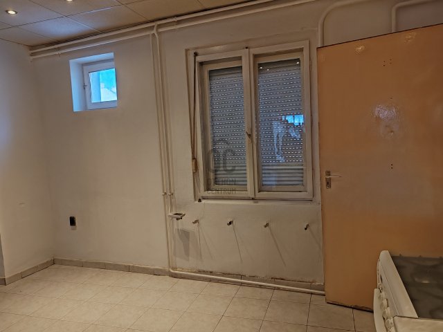 Eladó családi ház, Győrött 47 M Ft, 3 szobás