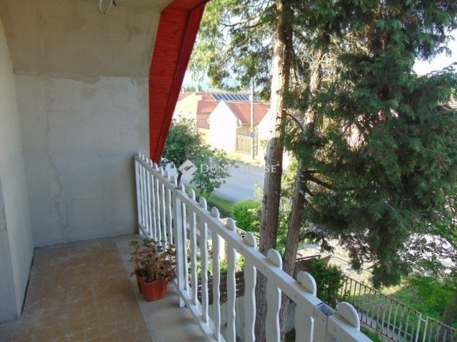 Eladó családi ház, Pellérden 89 M Ft, 5 szobás