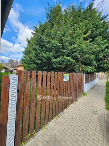 Eladó családi ház, Törökszentmiklóson 18.99 M Ft, 3 szobás