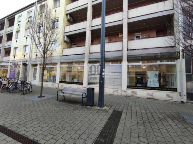 Kiadó üzlethelyiség, Hódmezővásárhelyen 540 E Ft / hó