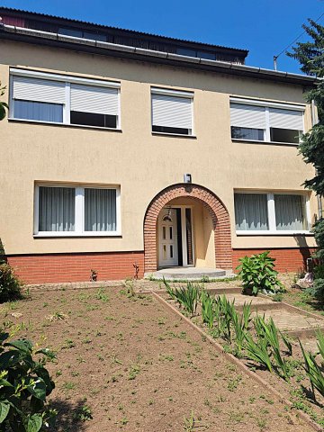 Eladó ikerház, Újfehértón, Debreceni úton 78.5 M Ft