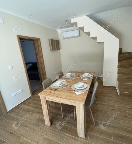 Kiadó családi ház, albérlet, Balatonvilágoson 430 E Ft / hó