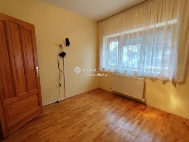 Eladó téglalakás, Budapesten, XVIII. kerületben 77 M Ft