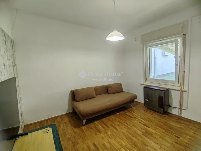 Eladó családi ház, Pécsváradon 36 M Ft, 3 szobás