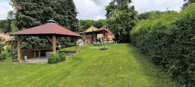 Eladó családi ház, Eplényen 110 M Ft, 5 szobás