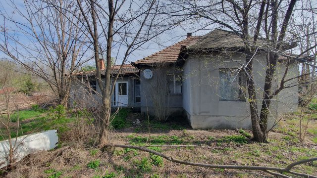 Eladó családi ház, Pusztaszabolcson, Dobó István utcában