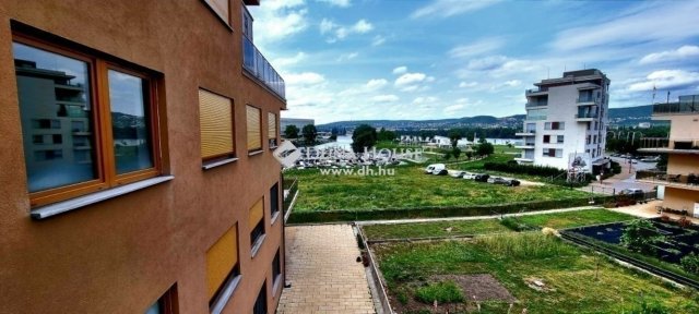 Eladó téglalakás, Budapesten, XIII. kerületben 138 M Ft