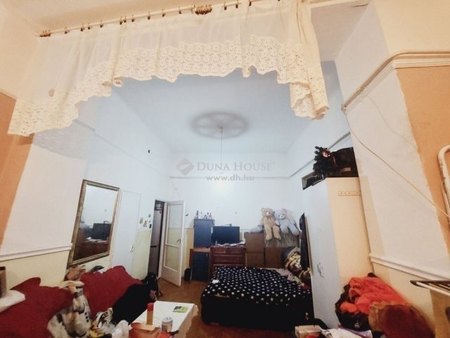 Eladó téglalakás, Budapesten, VIII. kerületben 39.99 M Ft