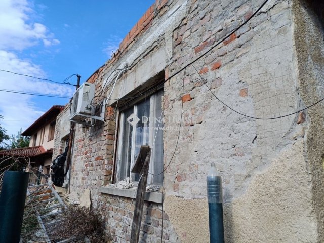 Eladó családi ház, Budapesten, XXI. kerületben 37.9 M Ft